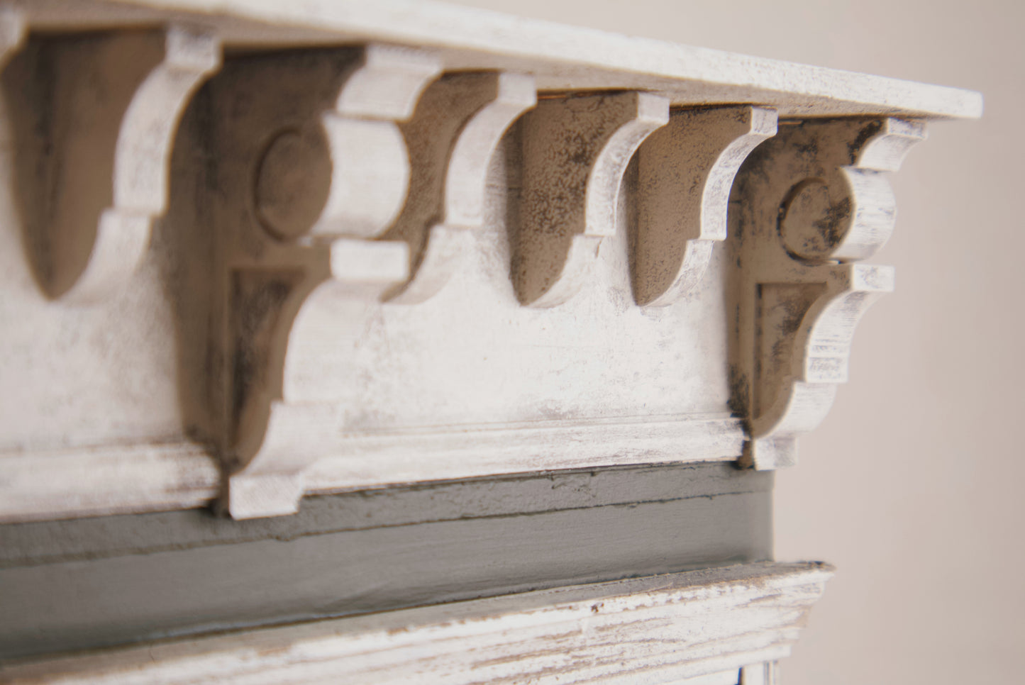 Mooncrest Bracket (set of 4)